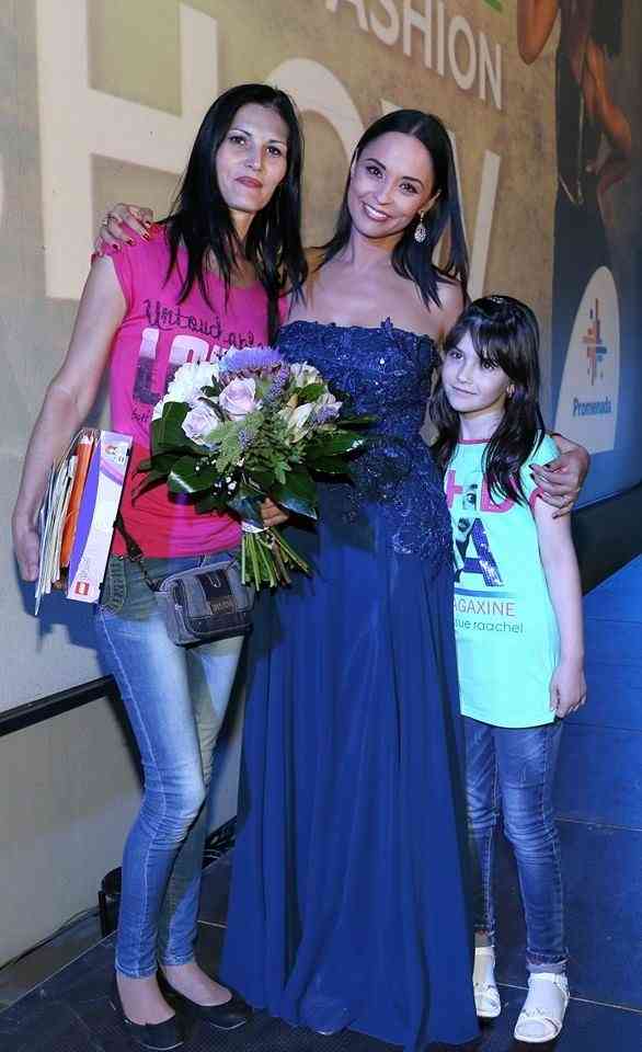 andreea mari, daria si mama ei