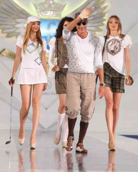 mamaia-2014.-radu-mazare-si-erika-eleniak-prezenti-la-lansarea-colectiei-catalin-botezatu_01