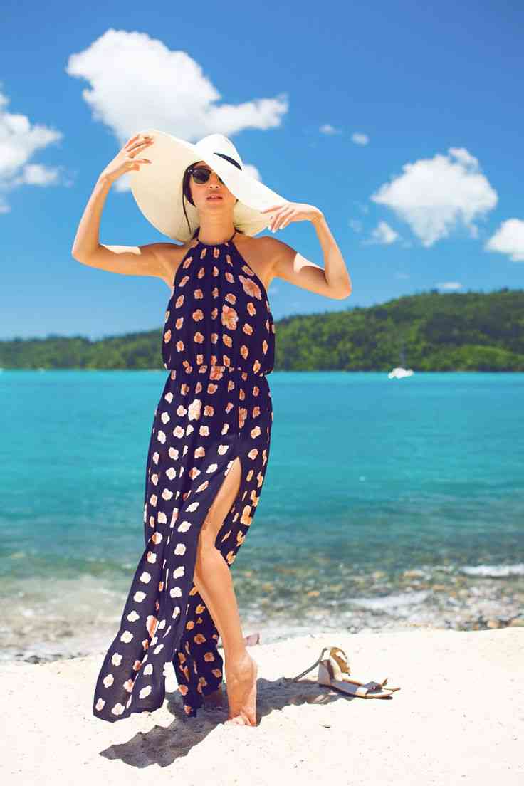 palarie cu boruri mari