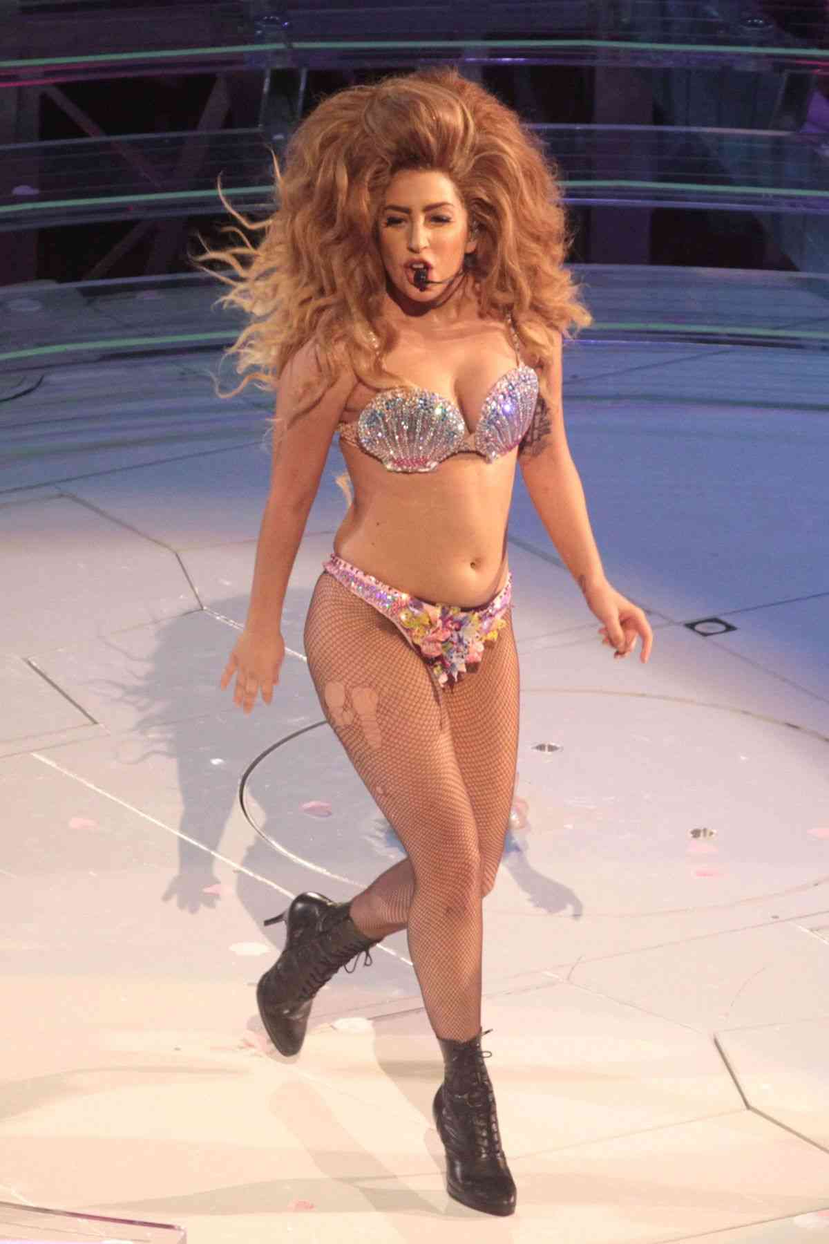 lady-gaga-concert